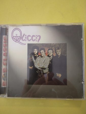Queen: Queen (POP Classic)(1CD)
